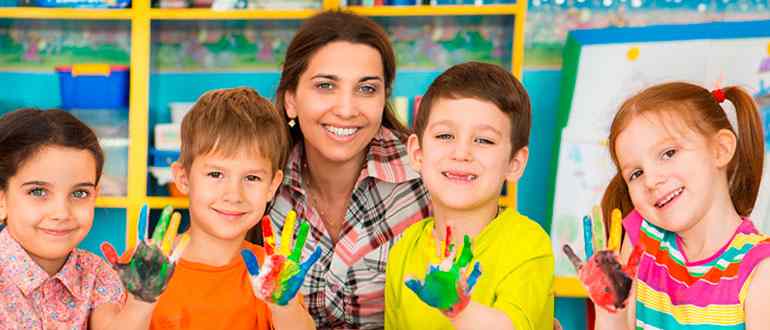 Воспитатель это кто