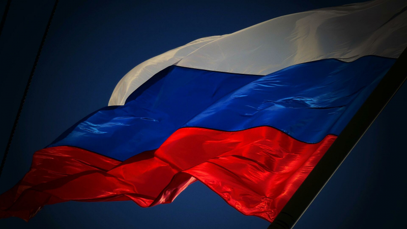 Над администрацией освобожденного Волчанска водрузили российский флаг