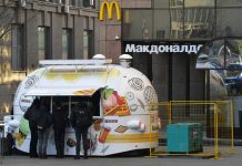 Эксперт Зубец спрогнозировал массовое возвращение западных брендов в Россию