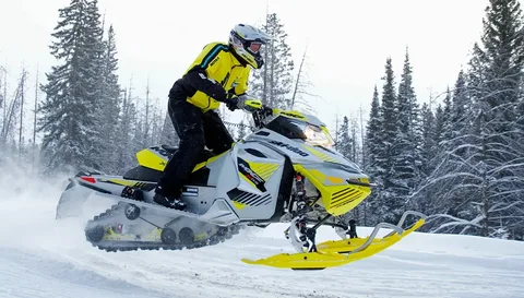 Снегоход: оптимальное транспортное средство для зимнего времени