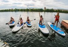 Прогулки по реке на сапах