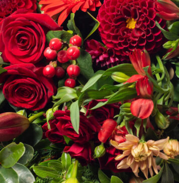 Какой надо дарить букет любимой в 2022 году?
