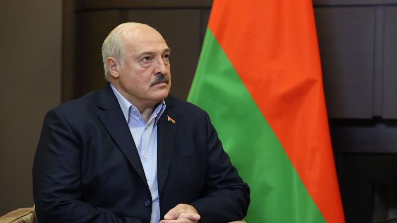 Лукашенко назвал условие для спокойной жизни в Белоруссии