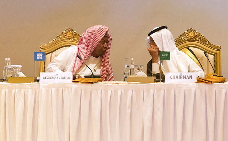 Вашингтон решил пугнуть саудитов и Эмираты, чтобы были сговорчивее в нефтяной политике
