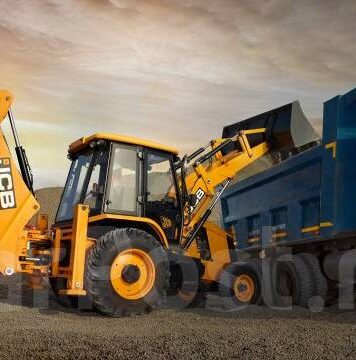 Экскаватор-погрузчик: преимущества аренды спецтехники