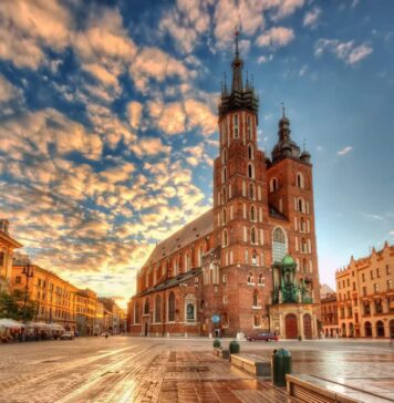 Как получить карту побыту в Польше