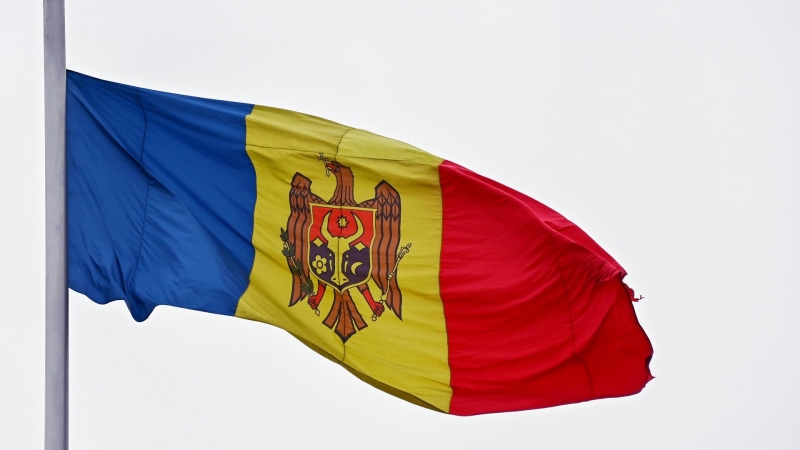 Молдавия получила из Румынии первую партию дров на зиму