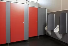 Сантехнические перегородки для общественных санузлов: виды и критерии выбора