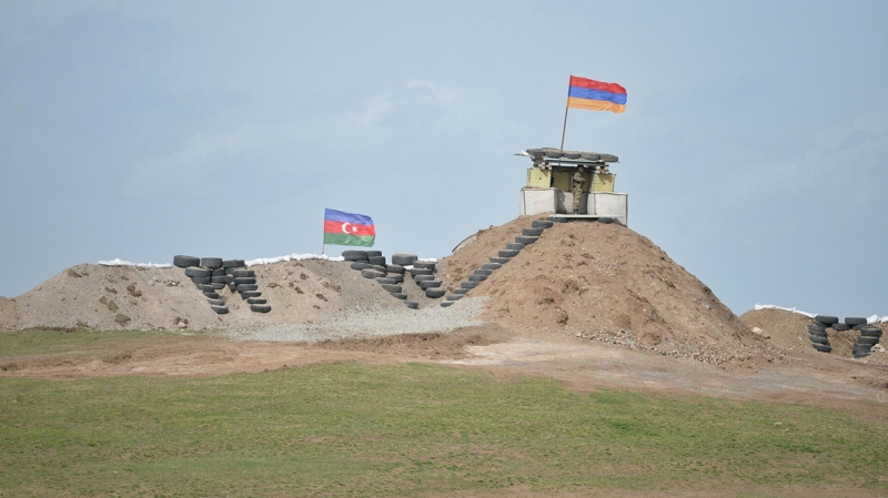 Баку отверг обвинения Еревана в гибели армянского военного из-за обстрела