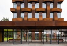 Описание бизнес-центра «Феррум» в Санкт-Петербурге