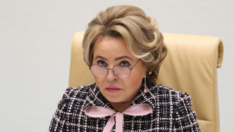 Матвиенко призвала чиновников отказаться от "гламурных" отчетов