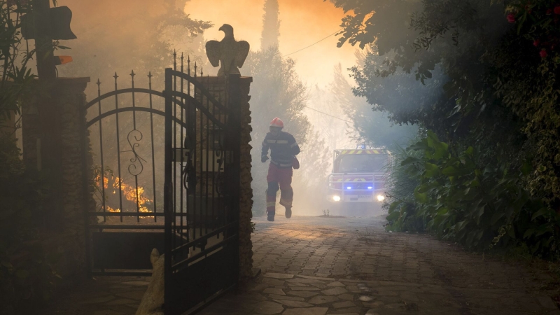 В центре Марселя обрушился четырехэтажный дом