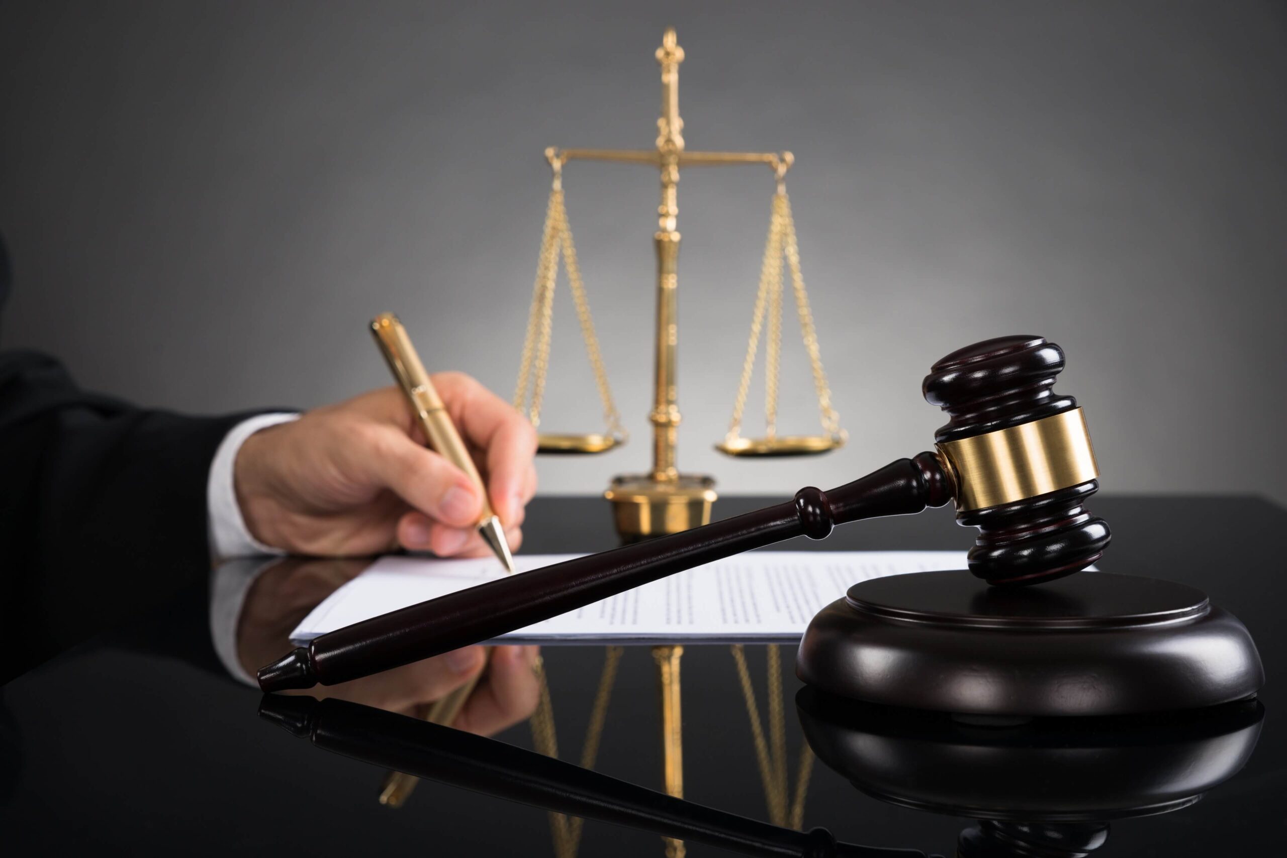 Как найти хорошего адвоката по арбитражным делам