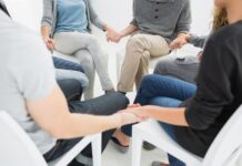 Особенности лечения зависимости по 12 шаговой программе