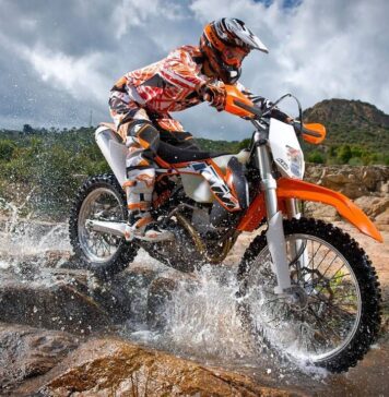 Особенности выбора мотоцикла для Эндуро