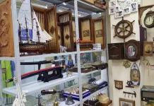 Ходовые товары для сувенирной лавки приморского города