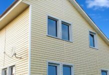 Виниловый Сайдинг для Коттеджей: Практичность и Эстетика