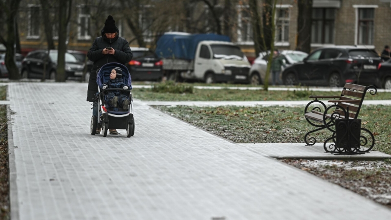 Москвичей предупредили о снеге и гололедице в субботу