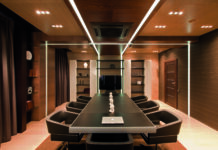 Как арендовать идеальную переговорную комнату: какое оборудование должно быть в переговорке