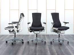 Преимуществ компьютерных кресел Herman Miller