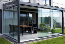 Как проходит остекление веранд