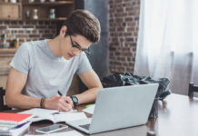 Как студенту успеть сделать работу когда сроки уже горят