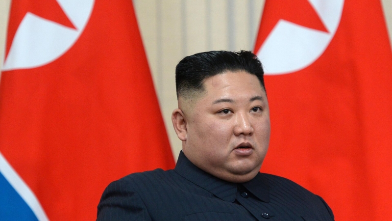 Ким Чен Ын посетил ведущие оборонные предприятия КНДР