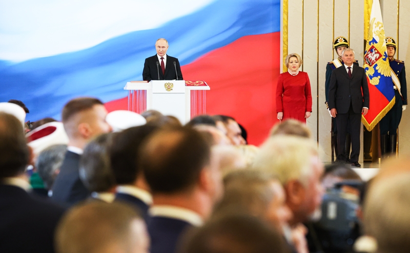 На инаугурации Путина главным американцем в Андреевском зале Кремля был Стивен Сигал