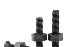 Обзор строительного крепежа: металлический и полиамидный