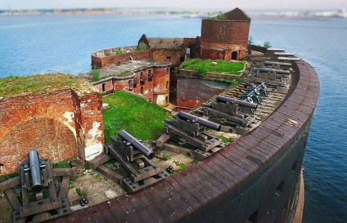 Эклеры: история, особенности и разнообразие начинок