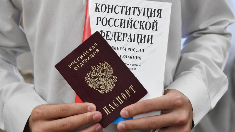 Некоторые жители Запорожской области получили паспорта в День России