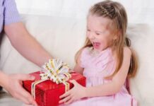 Как выбрать подарок ребенку