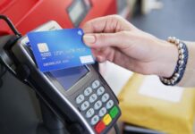 Преимущества использования кредитной карты для оплаты покупок и услуг