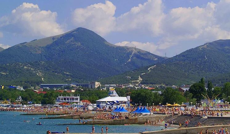 Где лучше отдохнуть — в Кабардинке или Анапе?