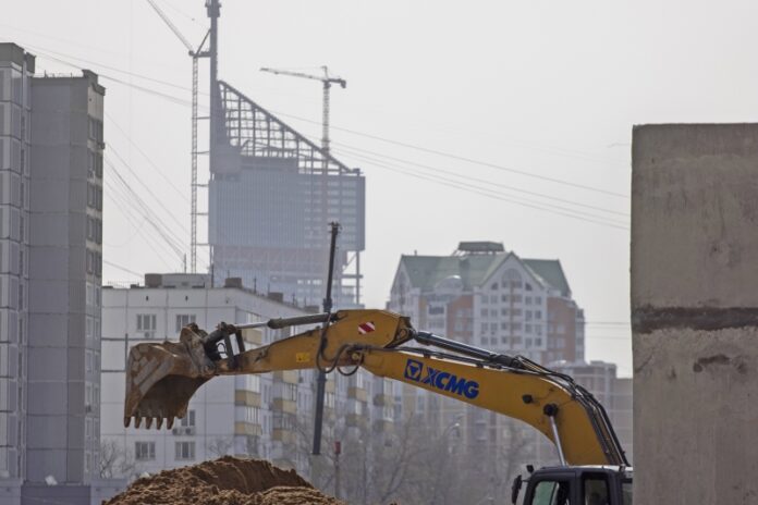 Застройщики переманивают вкладчиков у банков: можно ли заработать на строительстве и на что обратить внимание в договоре — Российская газета