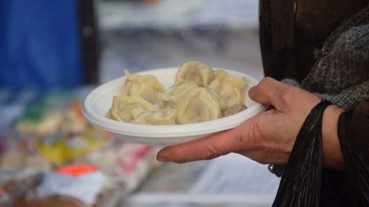 Депутат Леонов поддержал идею сажать в тюрьму за "мясной клей" в продукции - Новости на Вести.ru
