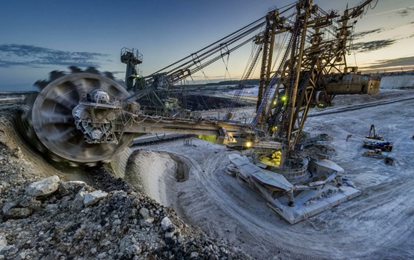 Современное оборудование для горной промышленности: технологии эффективной добычи полезных ископаемых