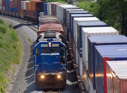 Железнодорожные грузоперевозки: виды и особенности