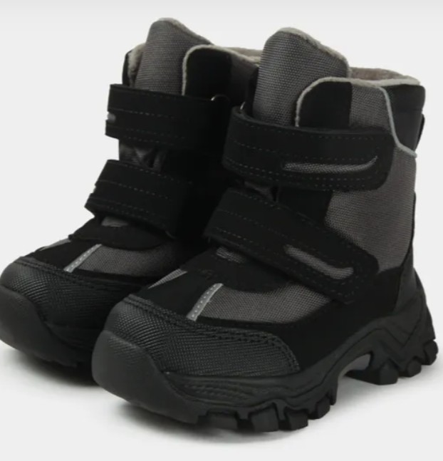 Зимние ботинки для мальчика: как выбрать идеальную пару для активных игр