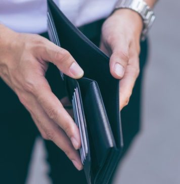 Банкротство физических лиц в 2025 году: порядок, стоимость и последствия