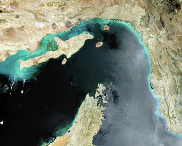 Ормузский пролив: угроза закрытия, значение для Ирана и всего мира