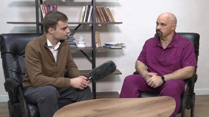 Психиатр Шуров просит проверить наличие медлицензии у частного рехаба в Дедовске — Новости на Вести.ru