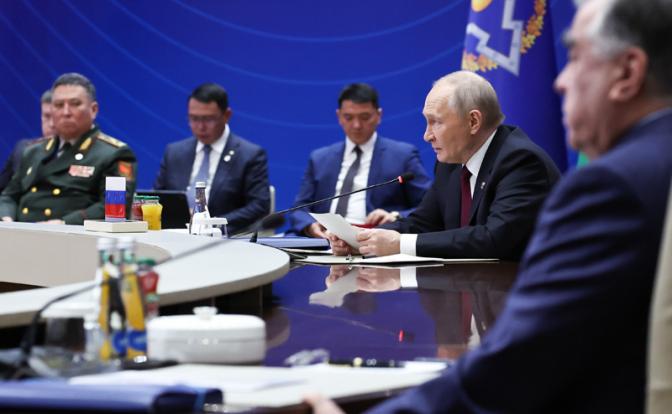 В ходе визита в Киргизию Путин сделал «ход конём», усилив скакуна «офицером»