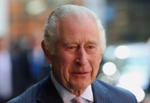 Daily Mail: король Карл III поделился своим опытом борьбы с раком — Новости на Вести.ru