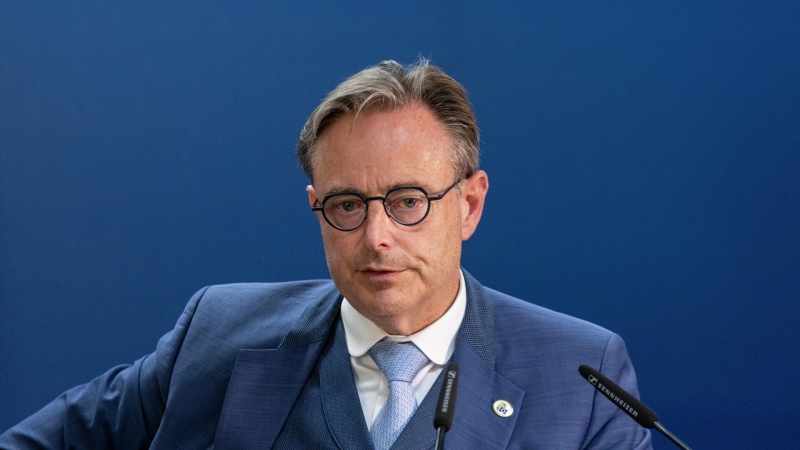 Евродепутат назвал причину слабой позиции ЕС в переговорах по Украине