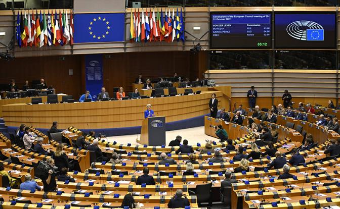 Европа скандалит из-за миллиардов Кремля: 7 стран не хотят идти по «воровской статье»