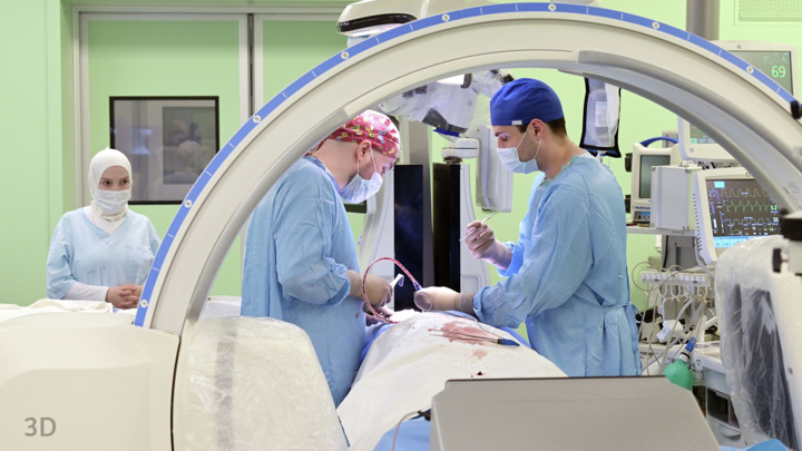 Хирурги НИИ им. Склифосовского удалили пациенту опухоль размером с голову - Новости на Вести.ru