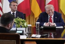 Константин Бондаренко: Чего вдруг Зеленский стал главным борцом за отмену санкций США против России