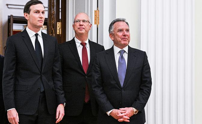 Лезут, как тараканы: Кирилл Дмитриев в Майами, вокруг шевелят усами немцы, французы, британцы