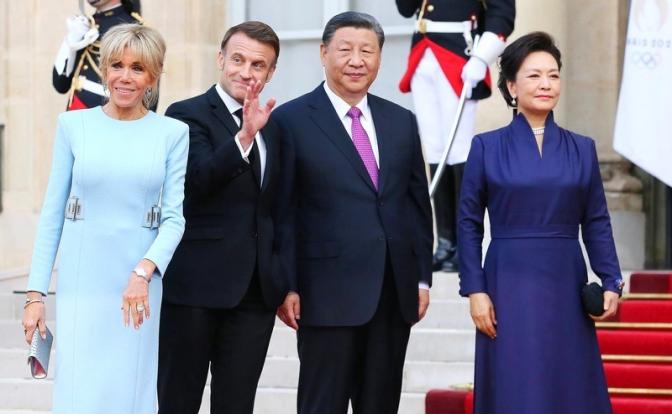Лягушатник по-пекински: Чего ждет Макрон от Си Цзиньпина